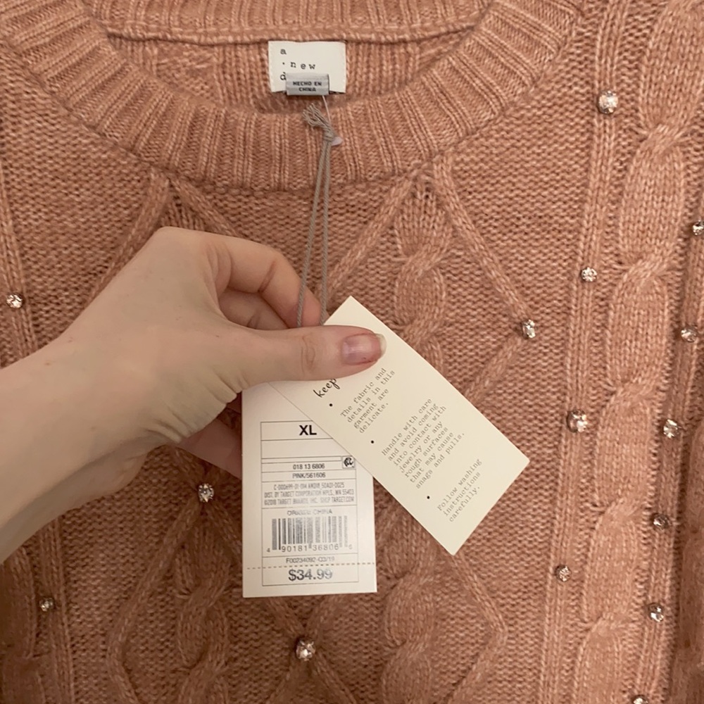 NWT Coral/ Light Pink Sweater with jewels  (XL) - Picture 4 of 4